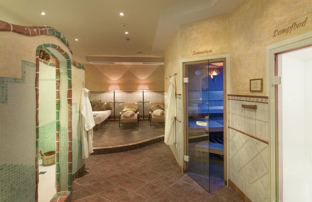 โฮเทล อัลเพนดอร์ฟ Hotel ซังค์โยฮันน์อิมพองเกา ภายนอก รูปภาพ